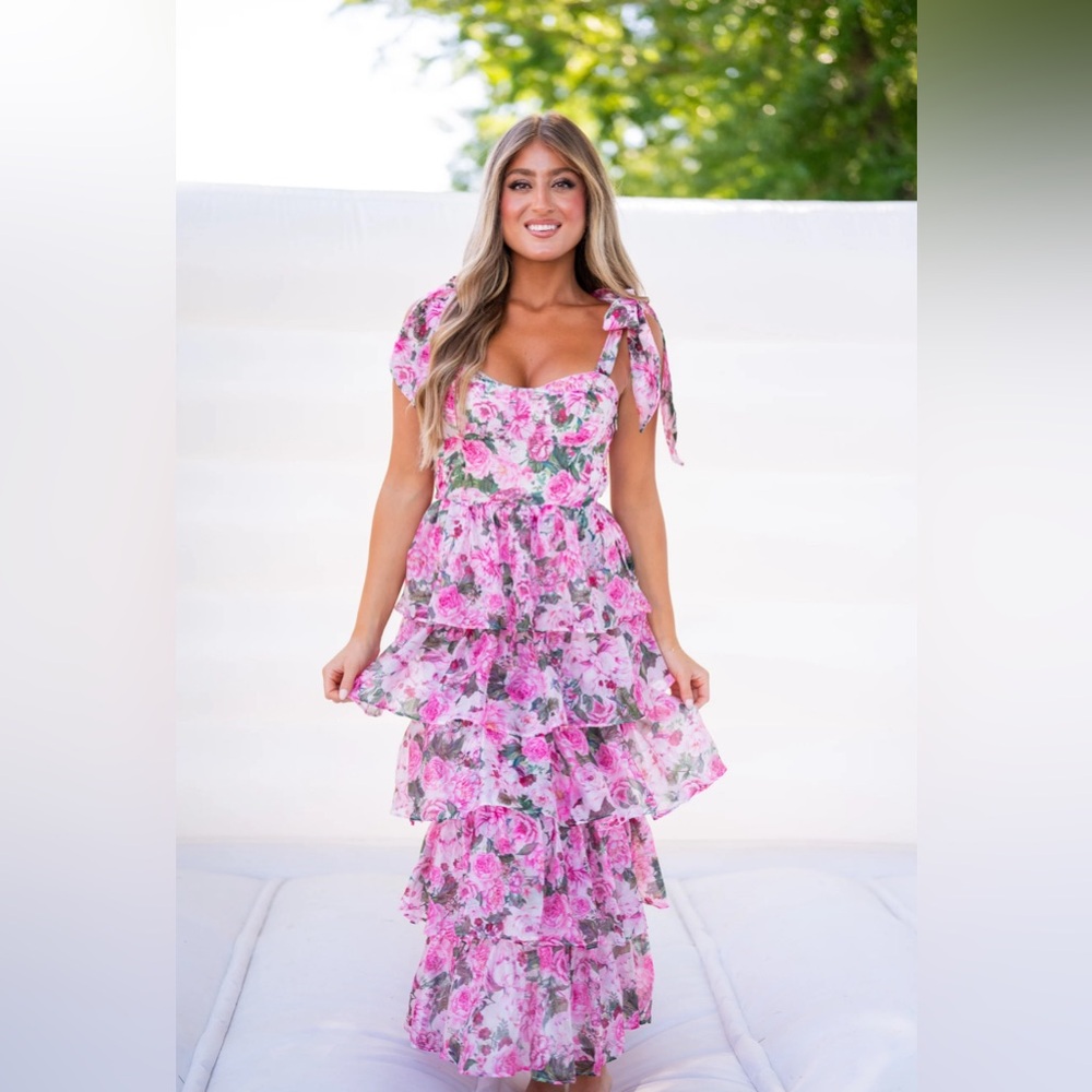 NWT Inside Out Boutique Macy Floral Ruffle Midi Dress